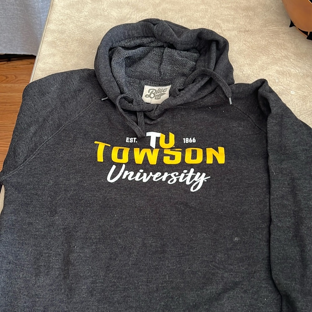 Size large Towson Hoodie
